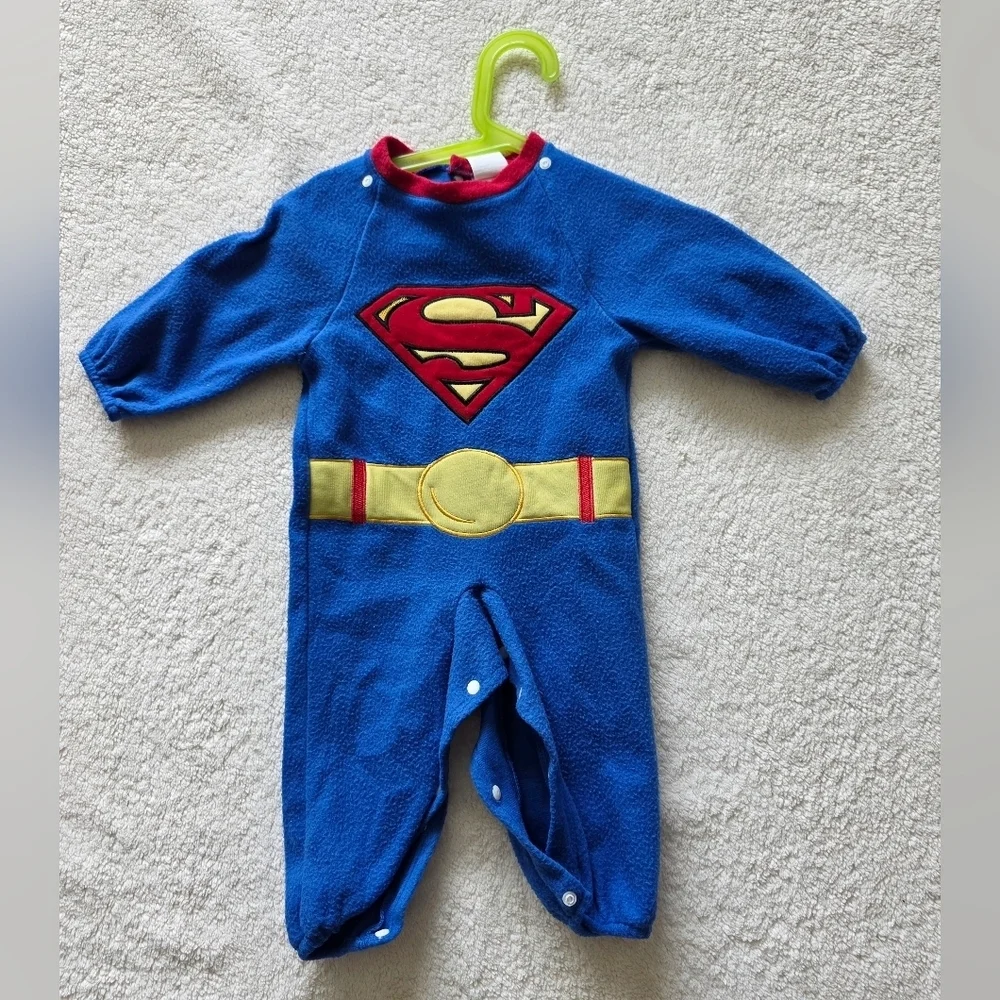 Rubie's Superman Classic Infant Costume Romper w/ Removable Cape, 6 Months